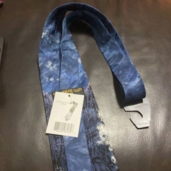 NWT Free Man Religious silk tie​​ - Picture 4 of 4